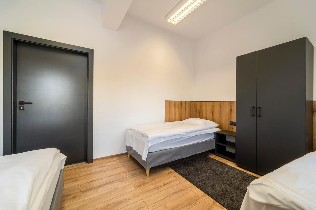 Gems Hostel Głogów Dış mekan fotoğraf